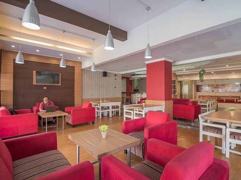 Reddoorz Near Setrasari Mall 2 Bandung Ngoại thất bức ảnh