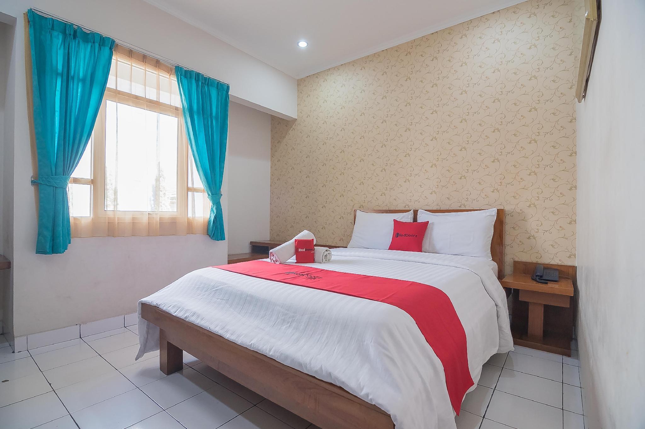 Reddoorz Near Setrasari Mall 2 Bandung Ngoại thất bức ảnh