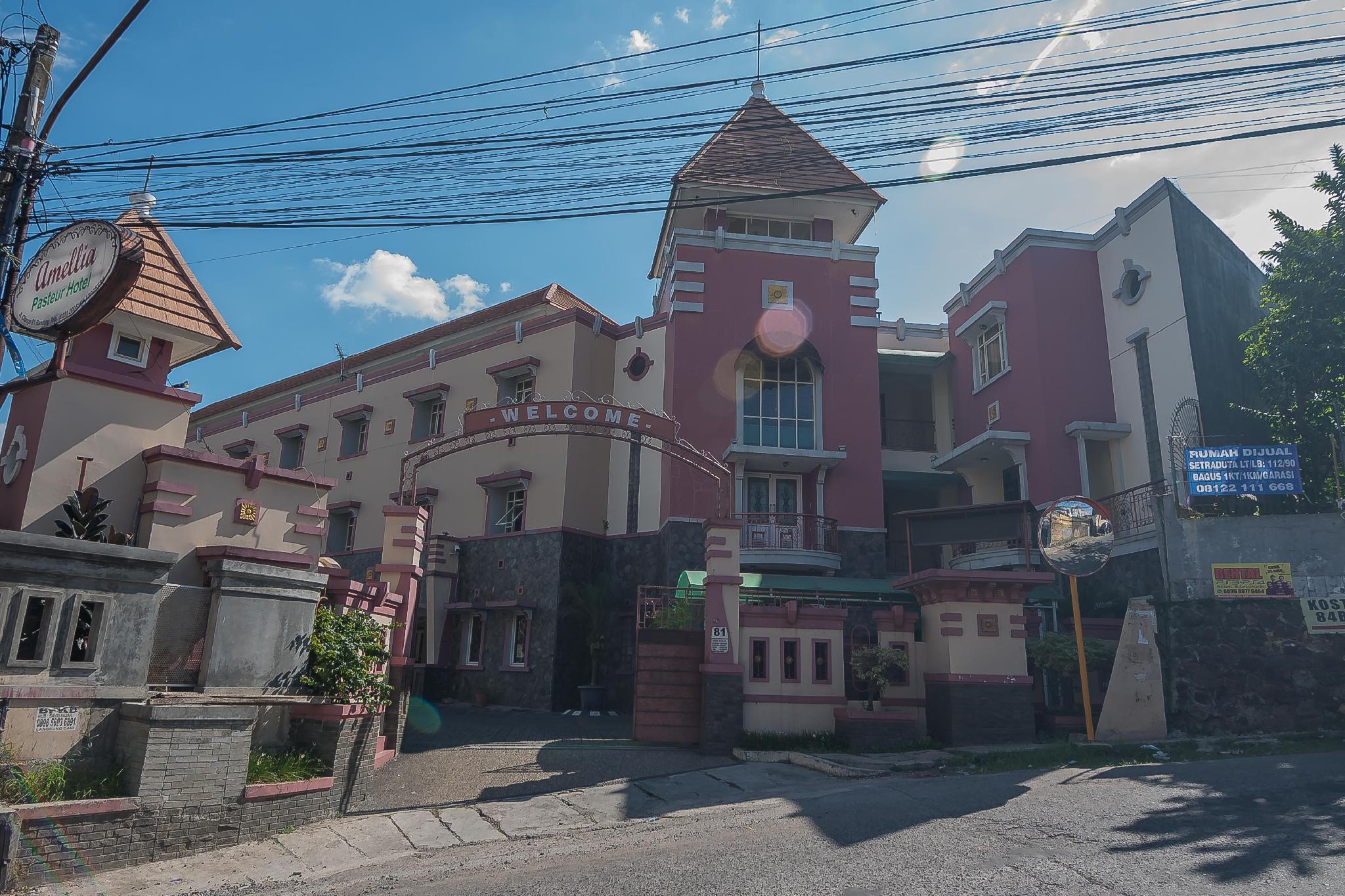 Reddoorz Near Setrasari Mall 2 Bandung Ngoại thất bức ảnh