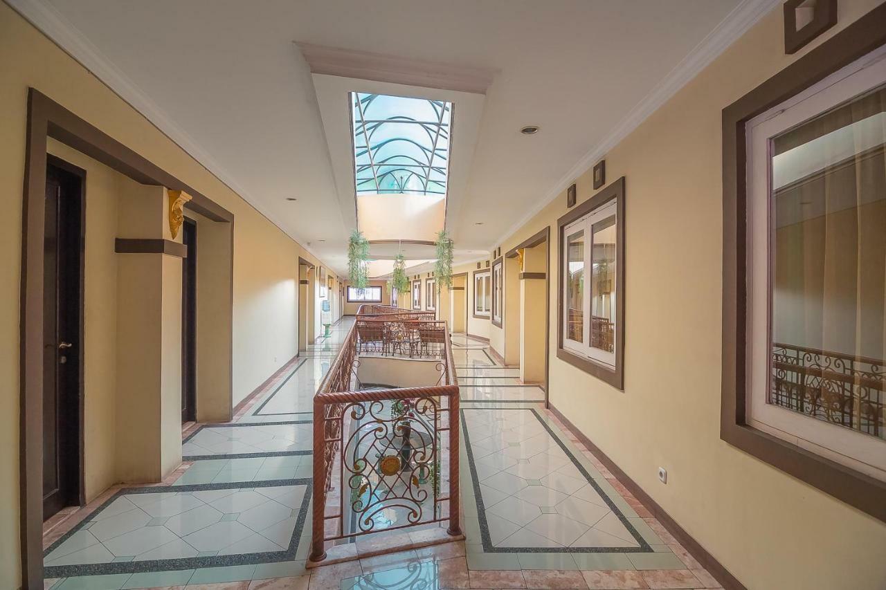 Reddoorz Near Setrasari Mall 2 Bandung Ngoại thất bức ảnh