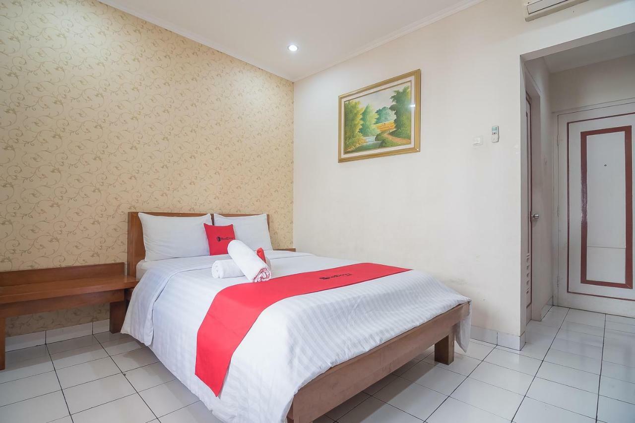 Reddoorz Near Setrasari Mall 2 Bandung Ngoại thất bức ảnh