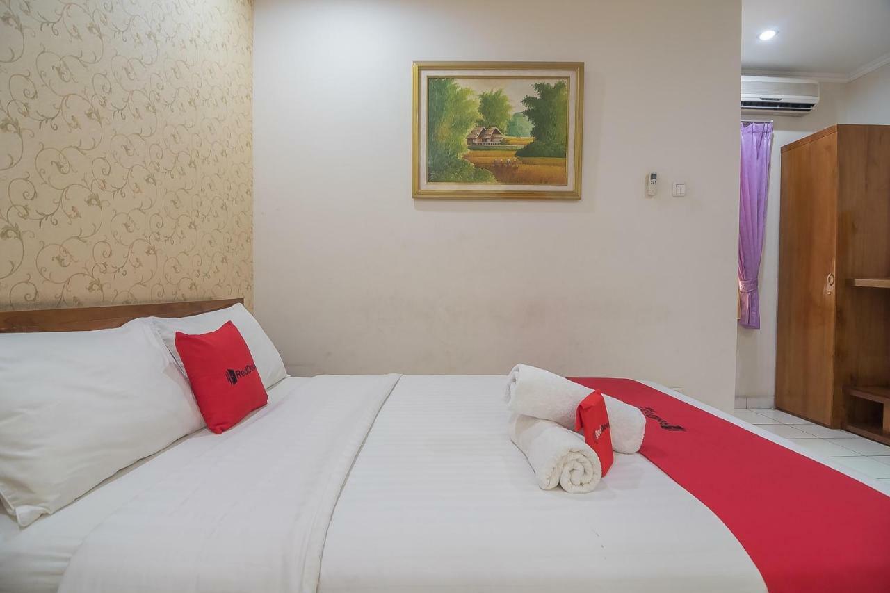 Reddoorz Near Setrasari Mall 2 Bandung Ngoại thất bức ảnh