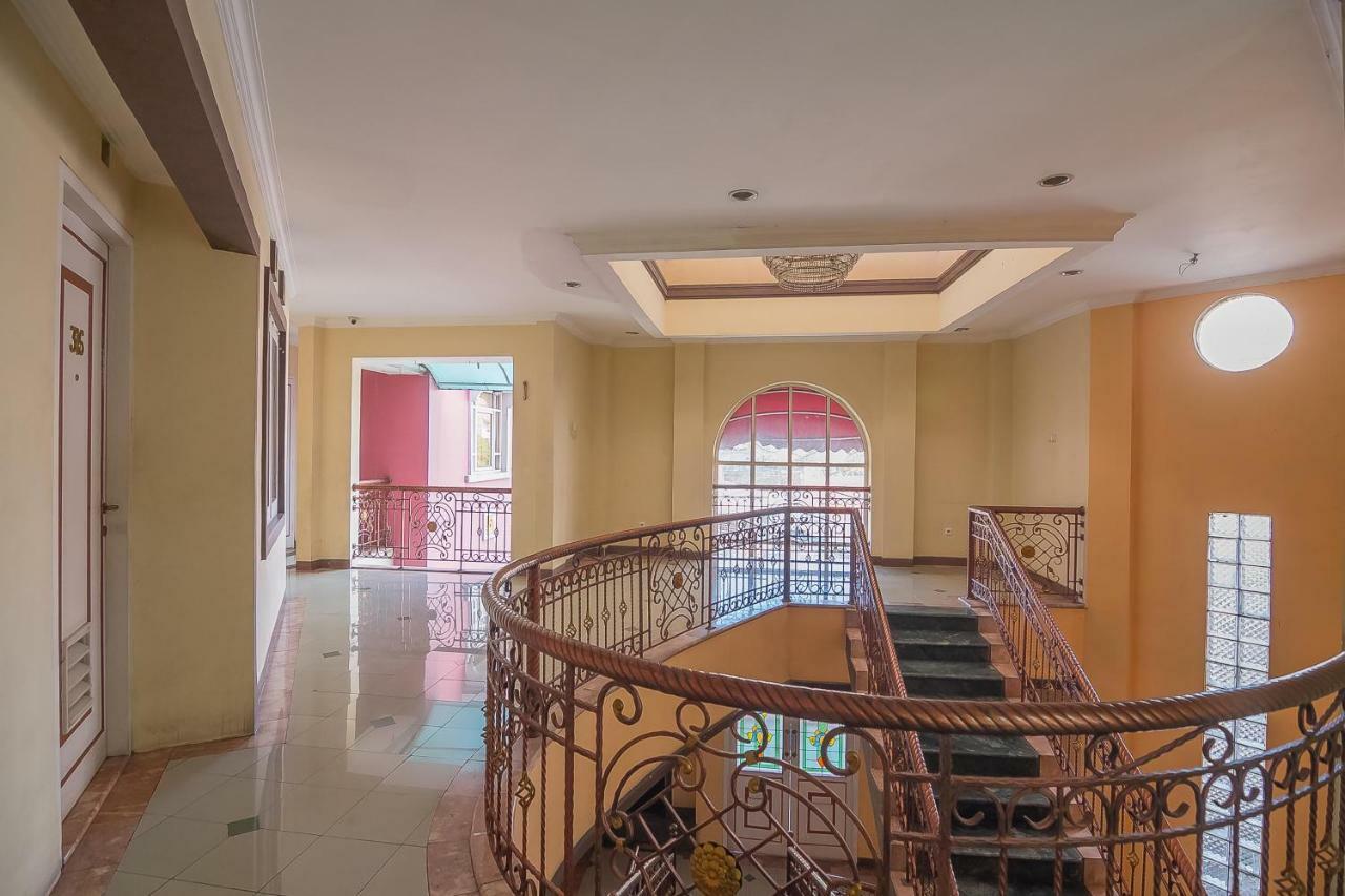 Reddoorz Near Setrasari Mall 2 Bandung Ngoại thất bức ảnh