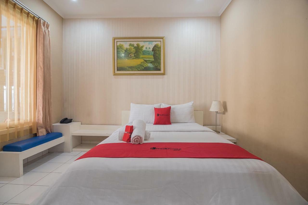 Reddoorz Near Setrasari Mall 2 Bandung Ngoại thất bức ảnh