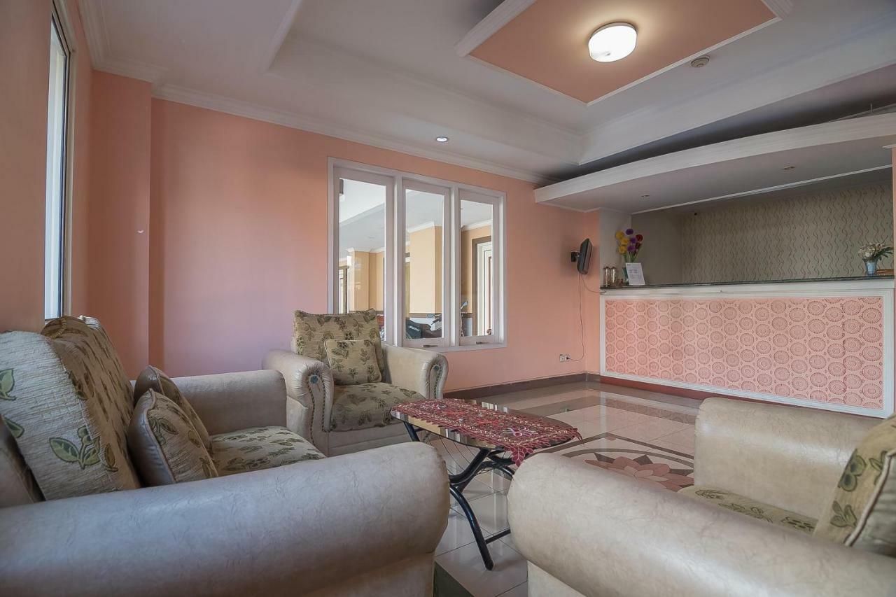Reddoorz Near Setrasari Mall 2 Bandung Ngoại thất bức ảnh
