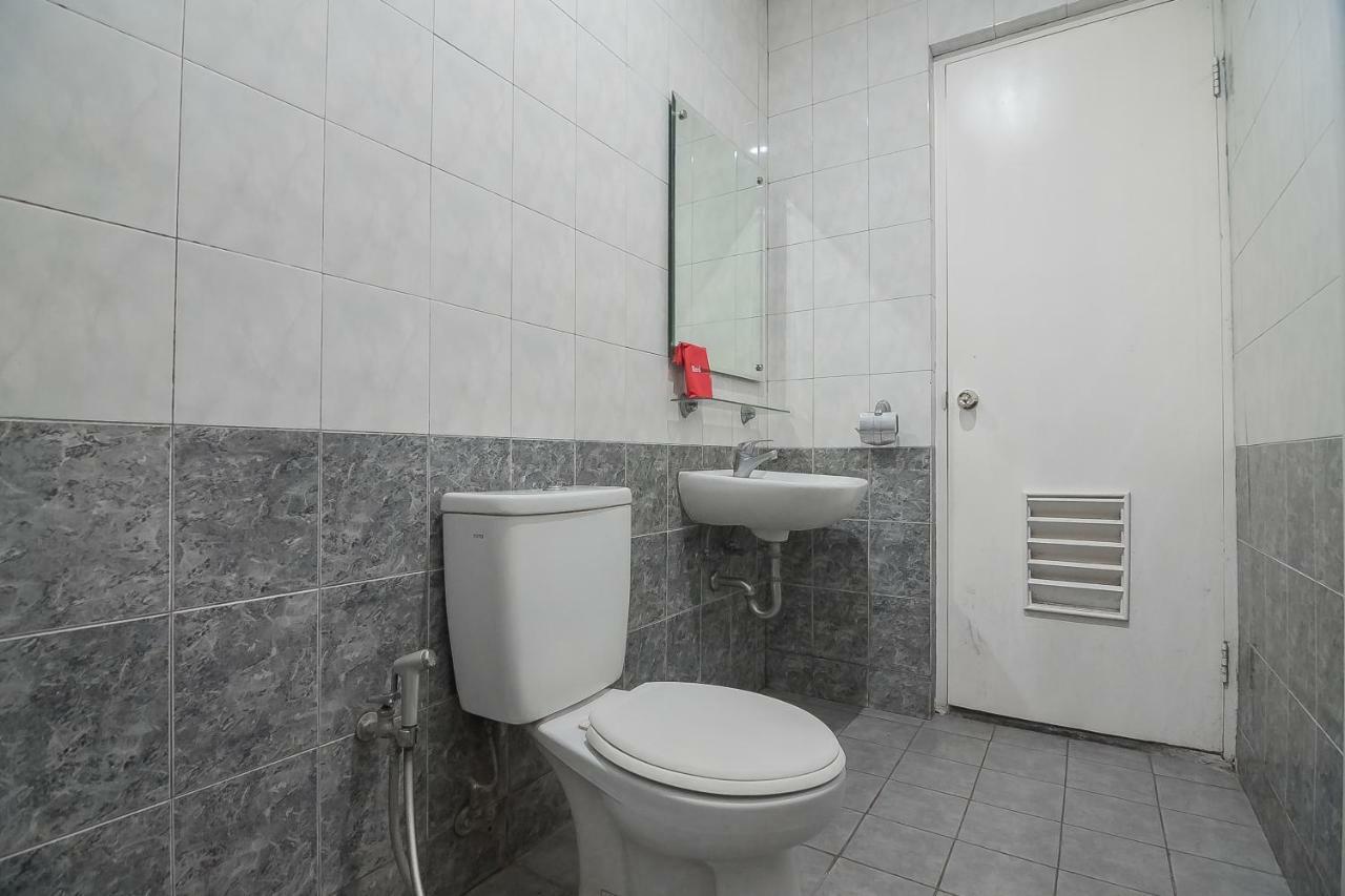 Reddoorz Near Setrasari Mall 2 Bandung Ngoại thất bức ảnh