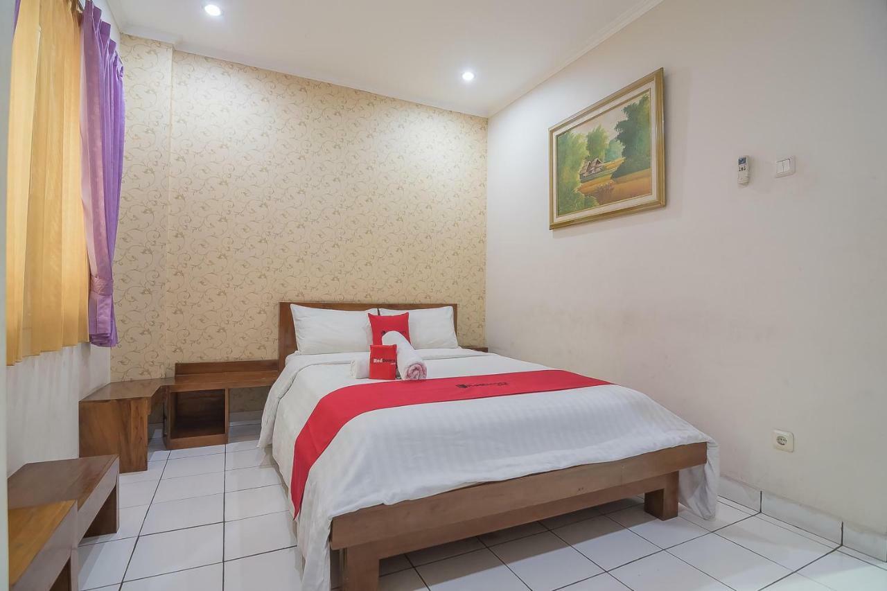 Reddoorz Near Setrasari Mall 2 Bandung Ngoại thất bức ảnh