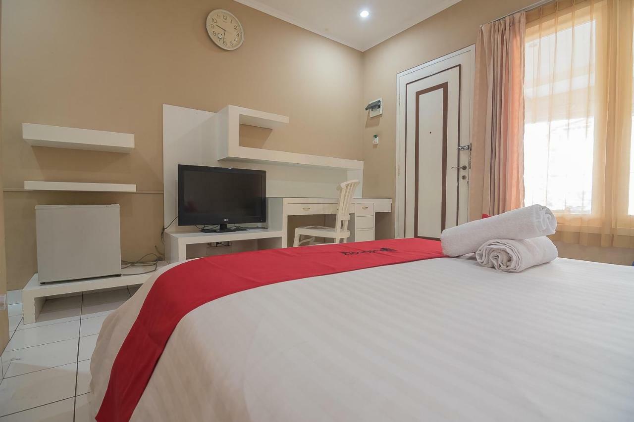 Reddoorz Near Setrasari Mall 2 Bandung Ngoại thất bức ảnh